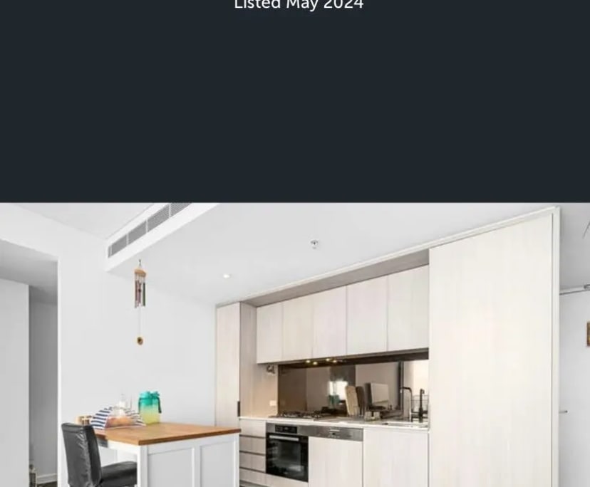 Furnished room with ensuite in a flatshare