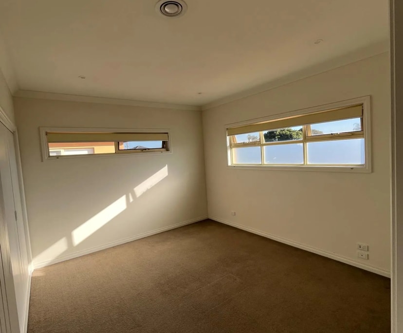 Unfurnished room in a share house