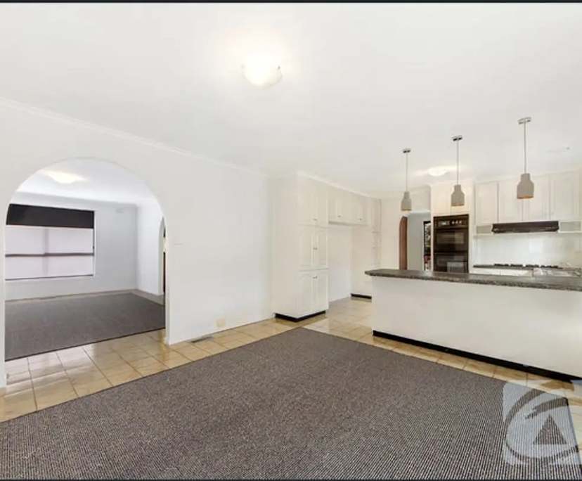 Unfurnished room in a share house