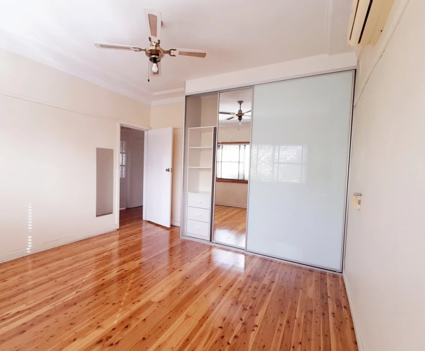 $630, Whole-property, 3 bathrooms, Sefton NSW 2162