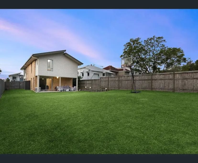propertyImage