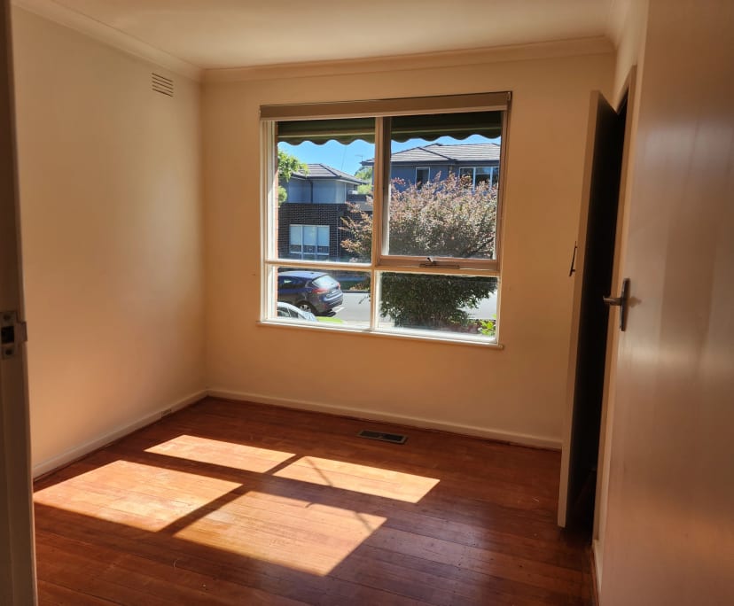 Unfurnished room in a flatshare