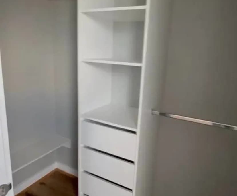 Furnished room with own bathroom