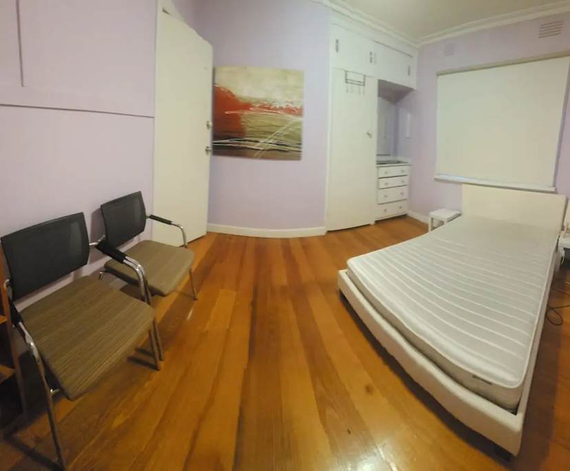 Furnished room in a share house