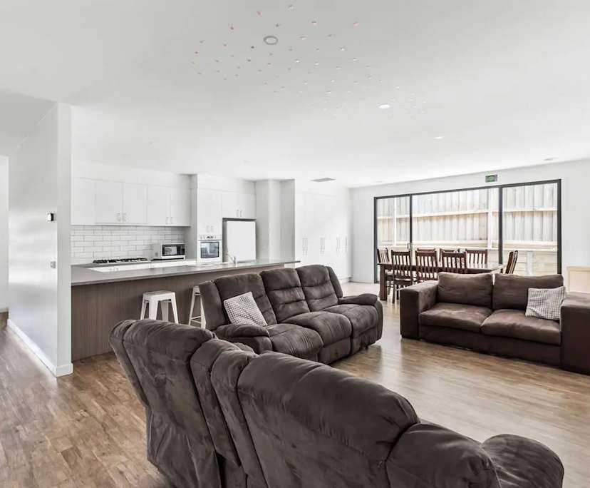 $215, Share-house, 6 bathrooms, Waurn Ponds VIC 3216