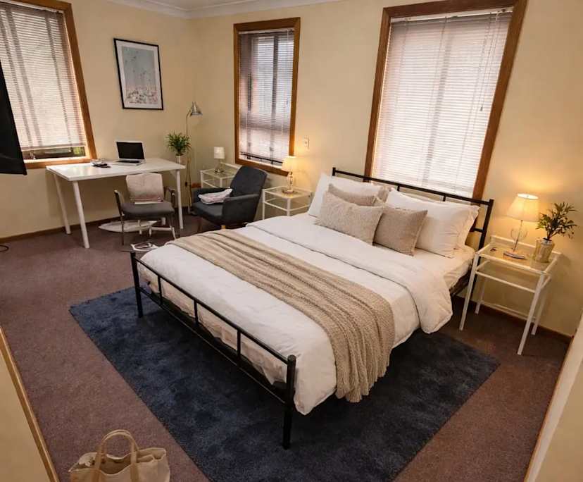 Furnished room in a share house