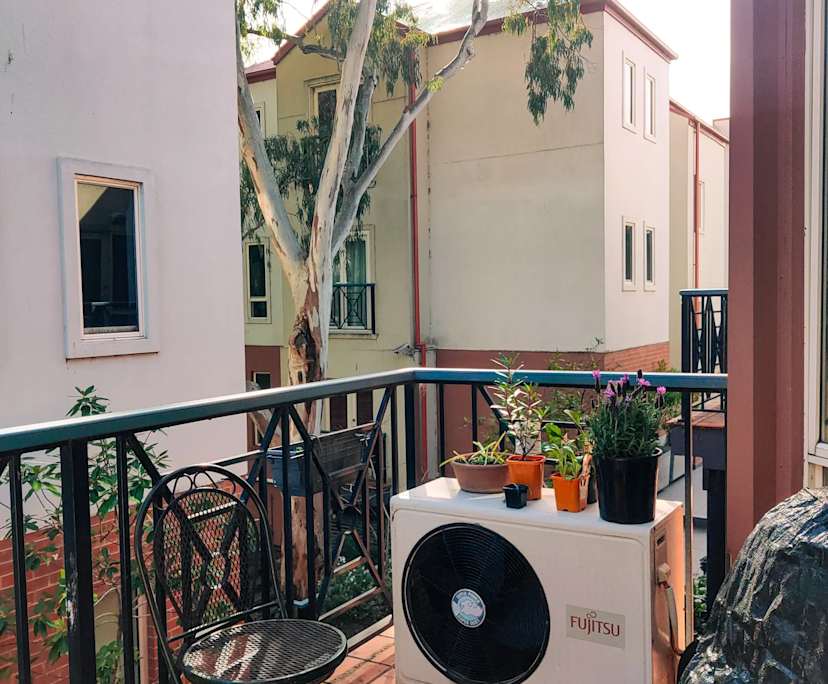 Unfurnished room in a flatshare