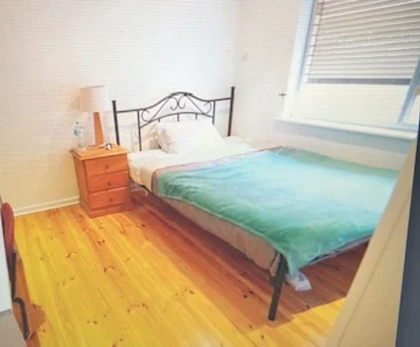 $240, Share-house, 4 bathrooms, Beverley SA 5009