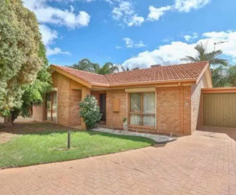 Whole property with 3 rooms for rent