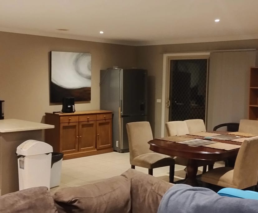 $170, Share-house, 4 bathrooms, Melton West VIC 3337