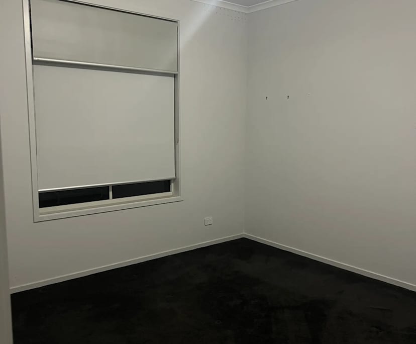 Unfurnished room in a share house