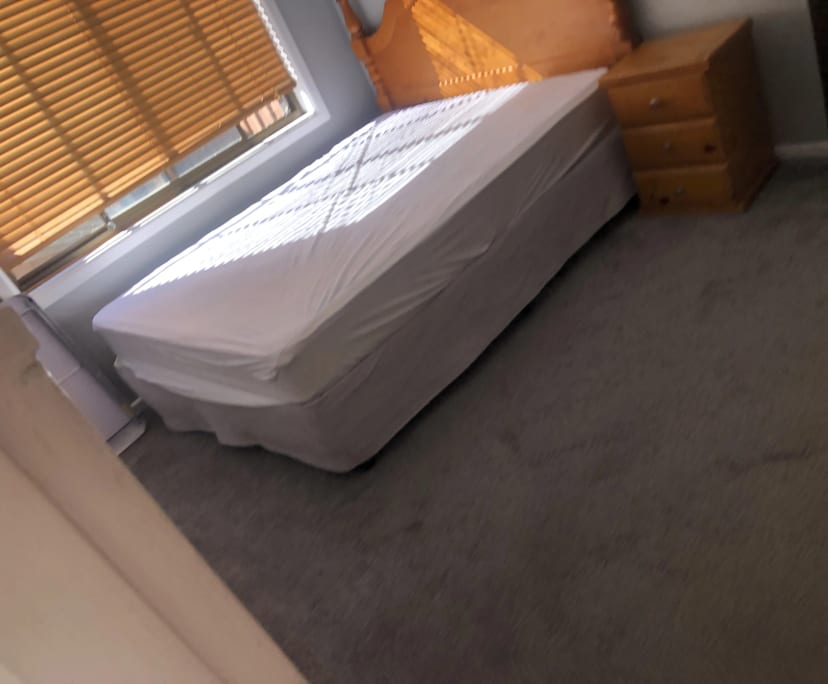 $240, Share-house, 3 bathrooms, Campbelltown NSW 2560