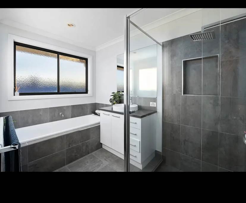 $300, Share-house, 2 rooms, Thurgoona NSW 2640, Thurgoona NSW 2640