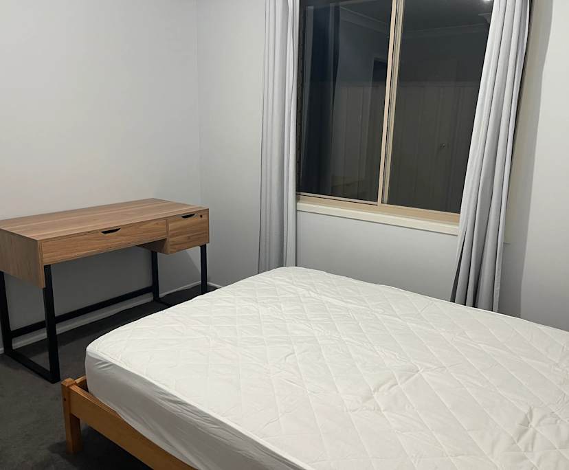 $250, Student-accommodation, 4 bathrooms, Worrigee NSW 2540
