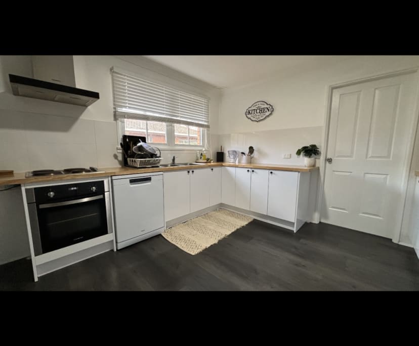 $230, Share-house, 5 bathrooms, Orange NSW 2800