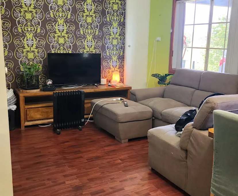 Unfurnished room with own bathroom