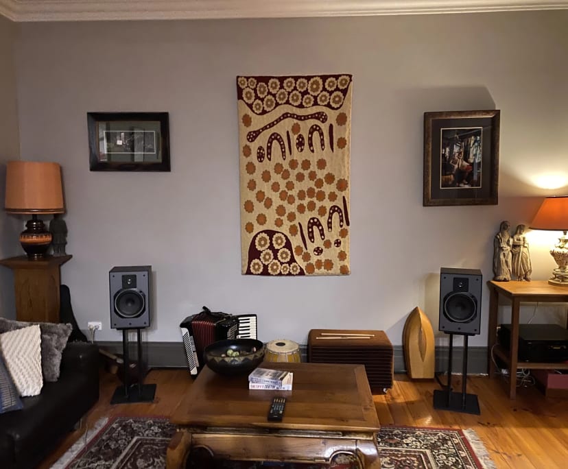 Room in a share house