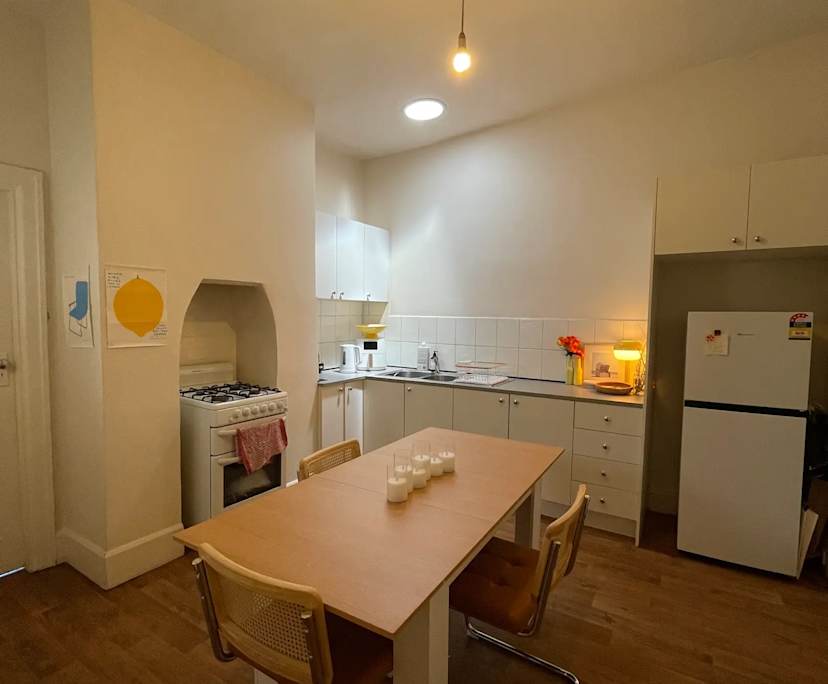 $330, Share-house, 2 bathrooms, St Kilda VIC 3182