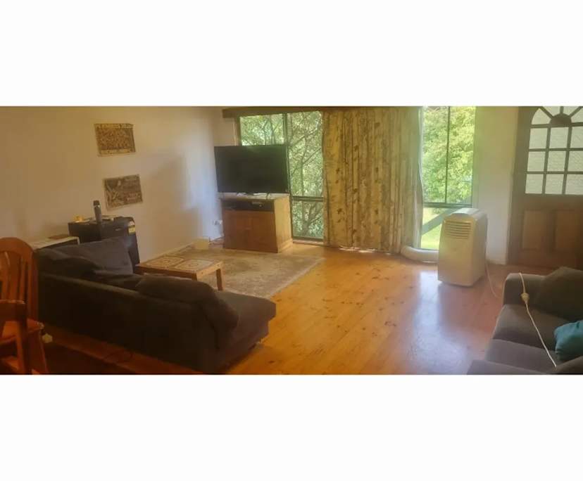 Room in a share house