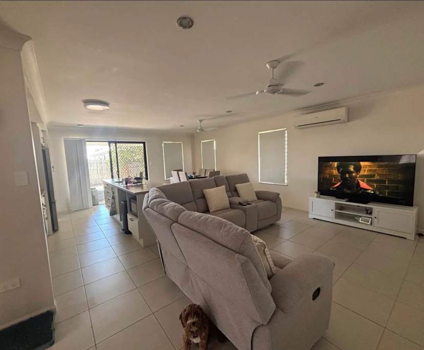Furnished room in a share house