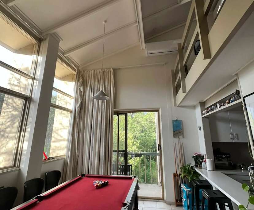 Whole property with 2 rooms for rent