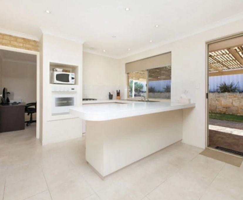 Room for Rent in Kinross, Perth 225, Unfurnished,...