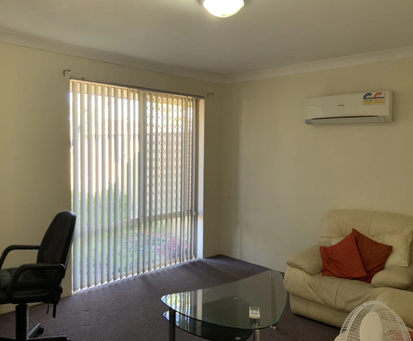 Whole Property for Rent in Shelley, Perth 300, Fu...