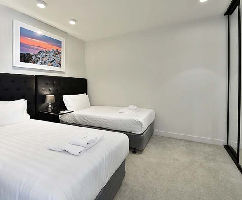 $970, Whole-property, 2 bathrooms, Melbourne VIC 3000