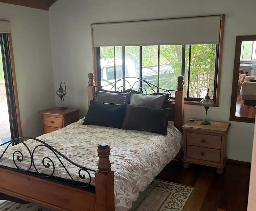 Whole property with 2 rooms for rent