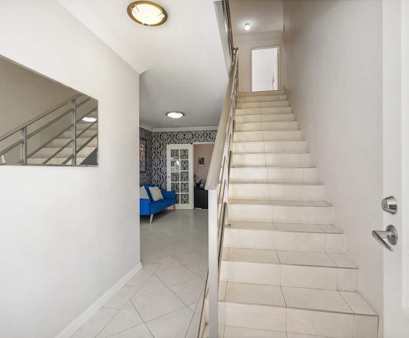 $600-650, Student-accommodation, 3 rooms, Nollamara WA 6051, Nollamara WA 6051