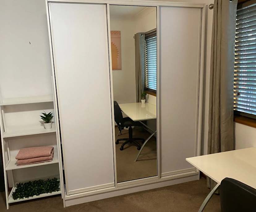 $210, Share-house, 6 bathrooms, Kooringal NSW 2650