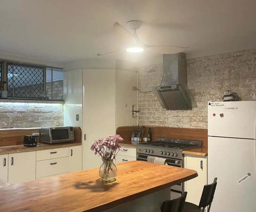 Unfurnished room in a flatshare