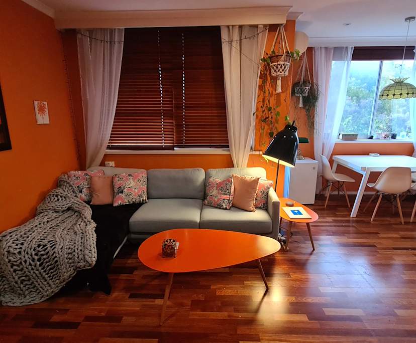 Furnished room in a flatshare