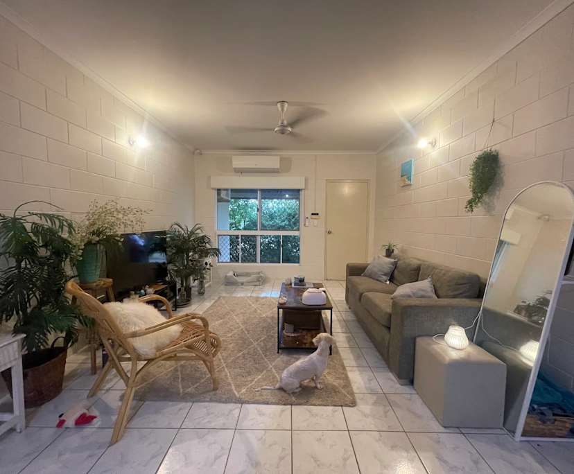 Furnished room in a share house