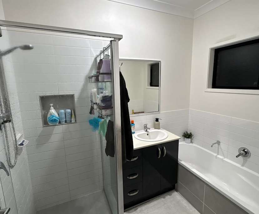 Unfurnished room in a share house