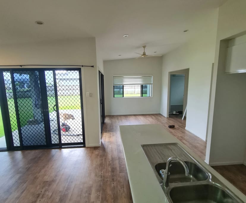 Room for Rent in Bakers Creek, QLD 250, Unfurnish...