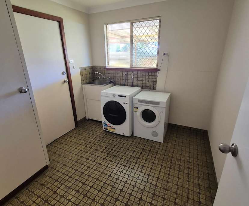 $300, Share-house, 2 rooms, South Bunbury WA 6230, South Bunbury WA 6230