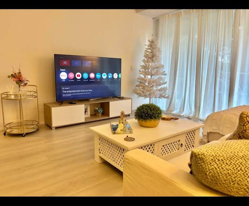 Furnished room with own bathroom