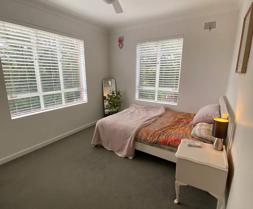 Unfurnished room in a flatshare