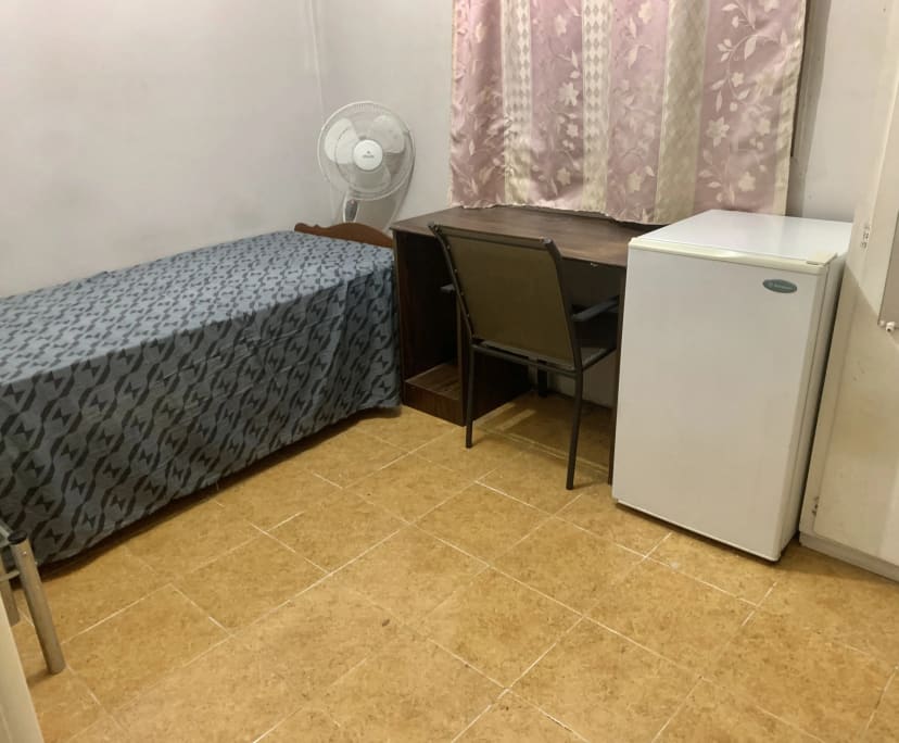 Furnished room in a share house