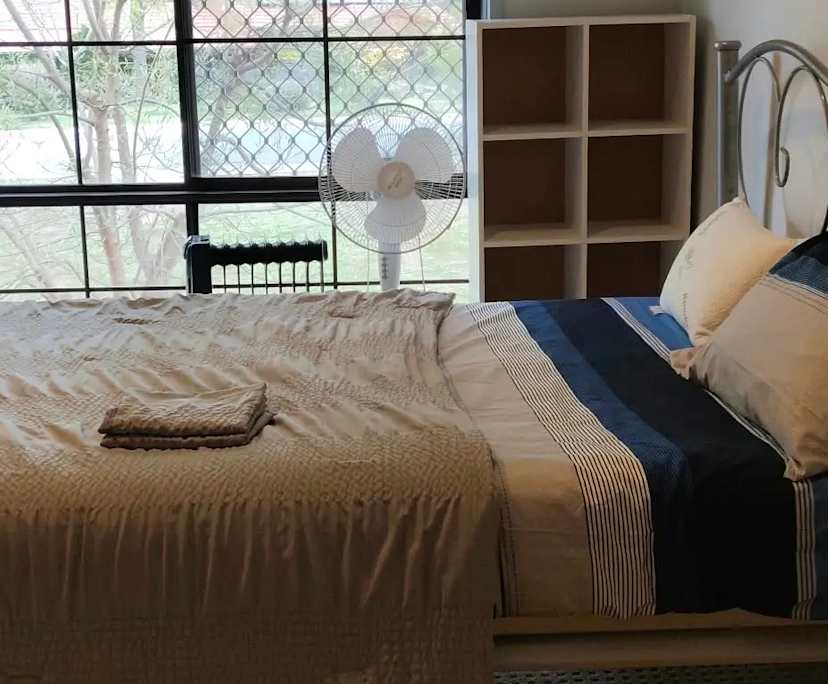 Furnished room in a share house