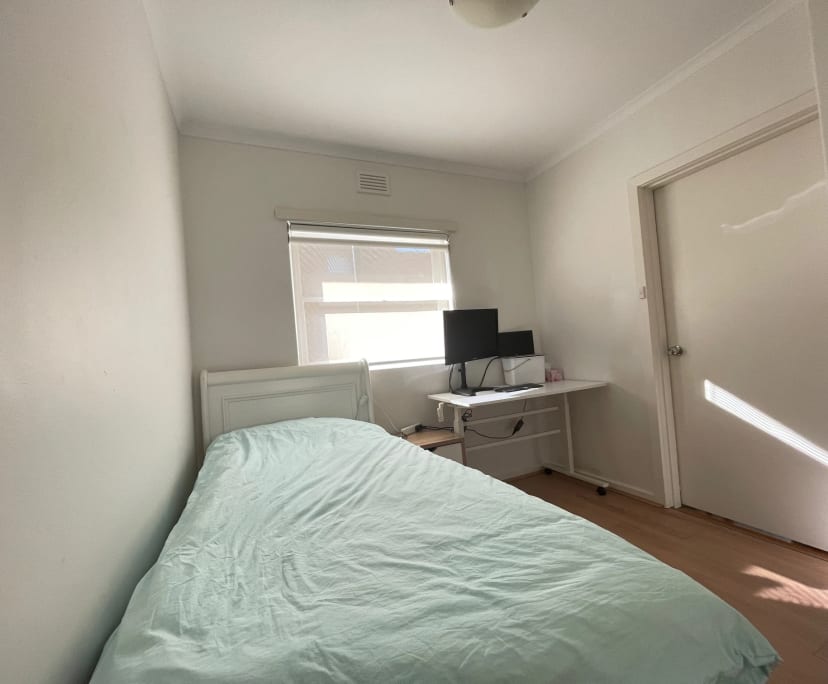 $330, Flatshare, 2 bathrooms, North Melbourne VIC 3051