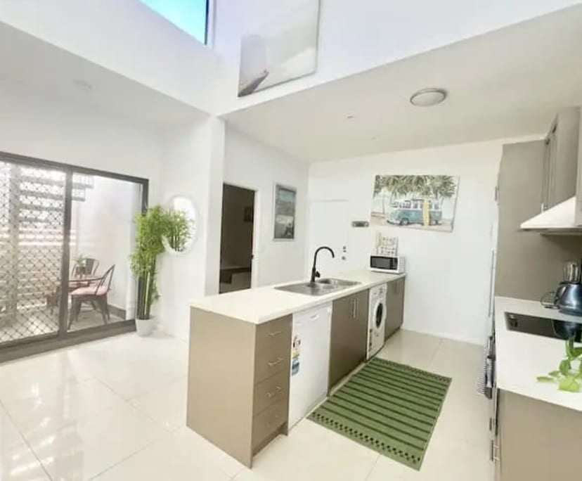 Whole property with 2 rooms for rent