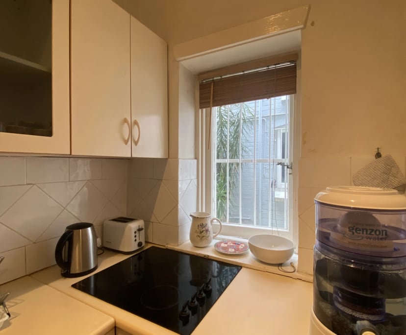 $850, Whole-property, 1 bathroom, Bondi Beach NSW 2026