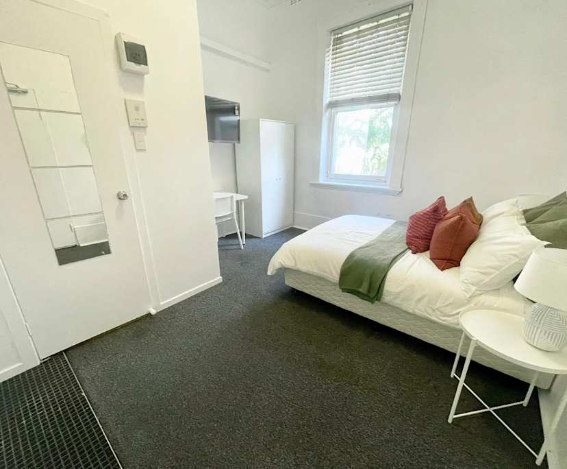 $550, Studio, 1 bathroom, Surry Hills NSW 2010