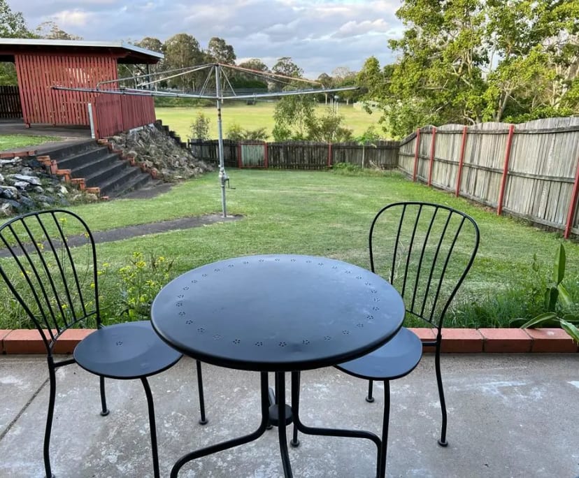 $460, Studio, 1 bathroom, Camp Hill QLD 4152