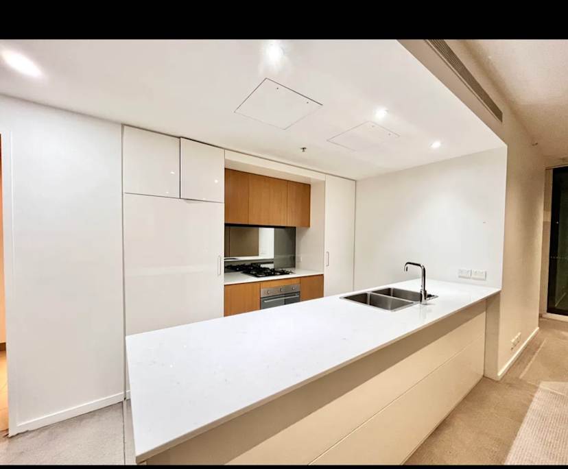 Unfurnished room with own bathroom