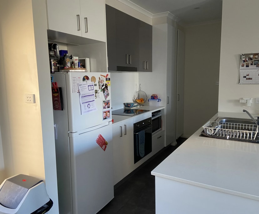 $250, Share-house, 2 bathrooms, Coombs ACT 2611