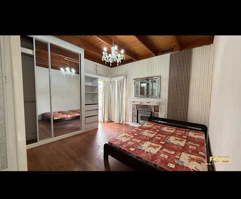 $200, Share-house, 6 bathrooms, Saint Albans VIC 3021