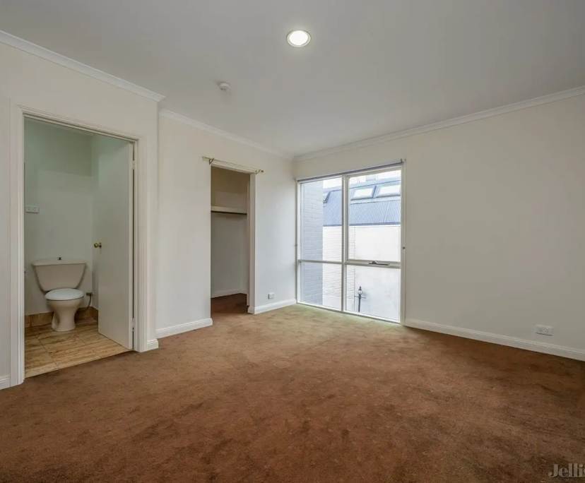 $375, Share-house, 3 bathrooms, North Melbourne VIC 3051